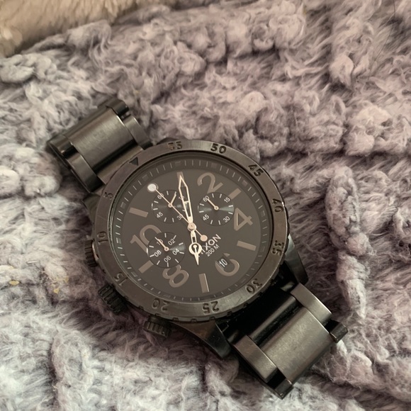 Nixon Men’s Watch - Picture 1 of 3